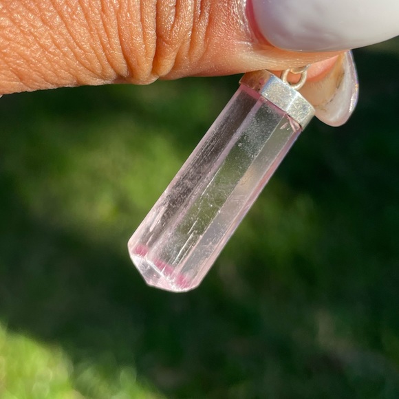 Kunzite Point Pendant - Picture 3 of 4